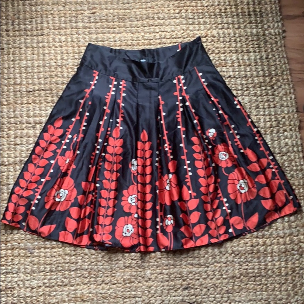 Black and Red Satin Pleated Skirt